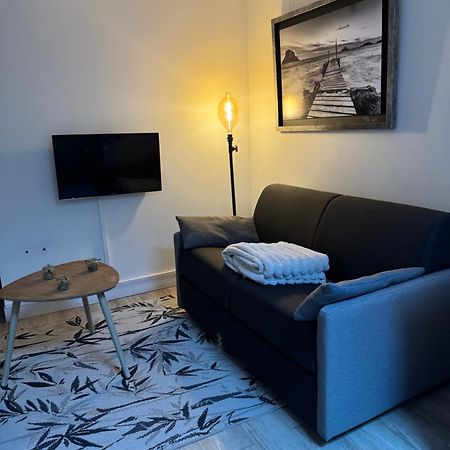 Appartement Cosy Face A La Basilique Saint Remi 兰斯 外观 照片